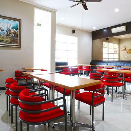 Chiaro Hotel Syariah Sidoarjo Eksteriør billede