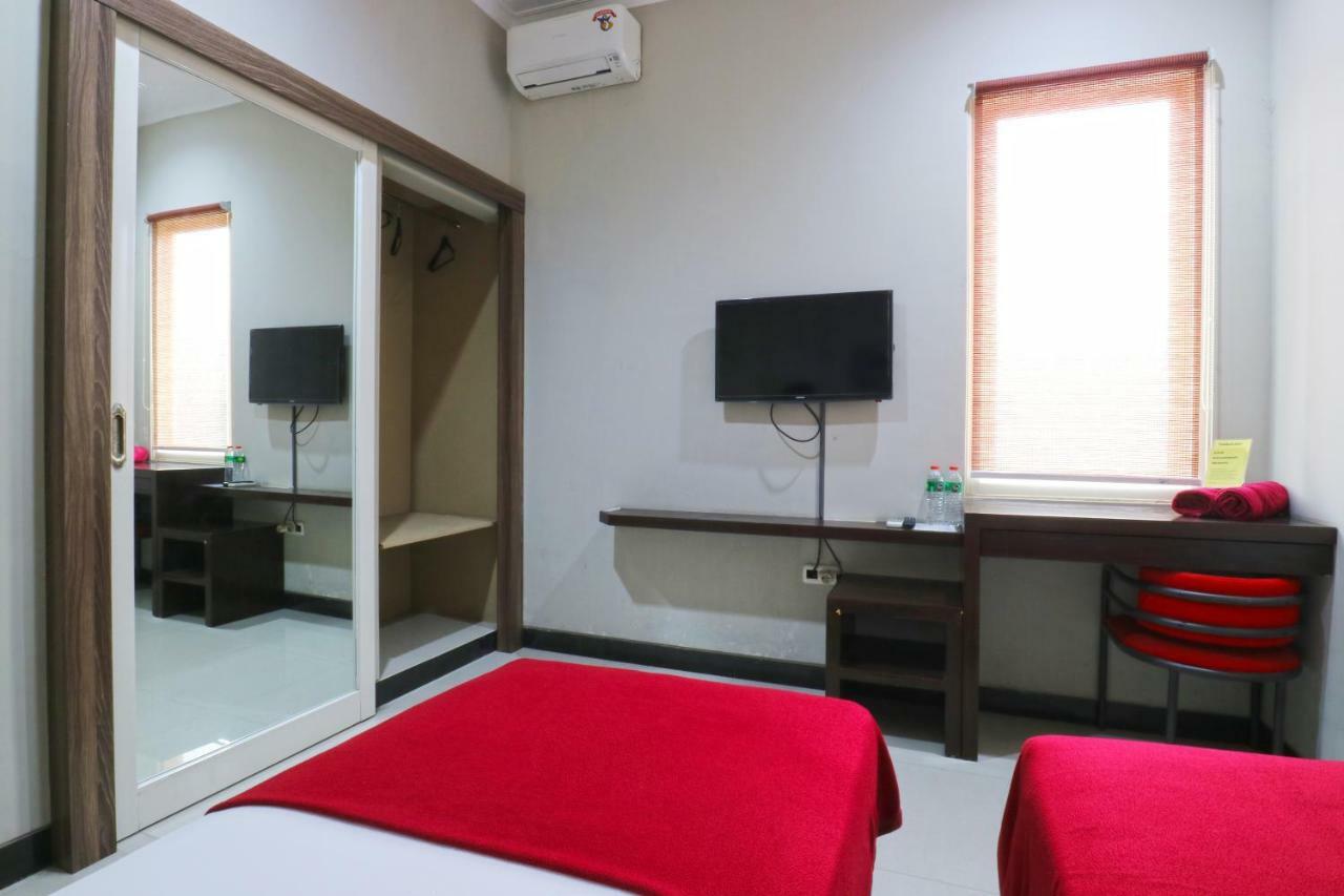 Chiaro Hotel Syariah Sidoarjo Eksteriør billede