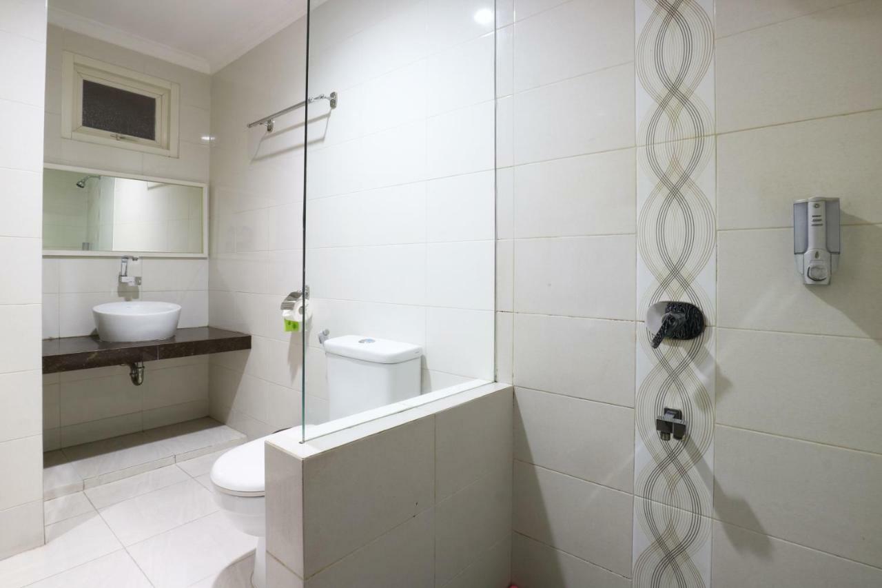 Chiaro Hotel Syariah Sidoarjo Eksteriør billede